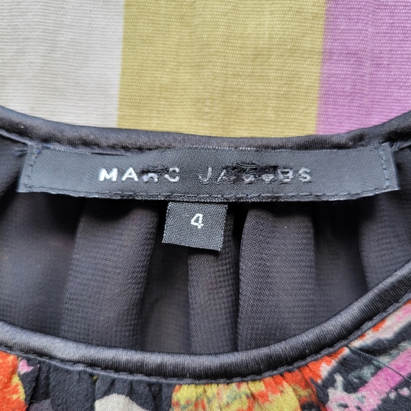 Marc Jacobs Sheer Silk Mini, GUC, Size 4 - Picture 7 of 9
